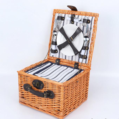 Wicker Picnic Basket  (2-person set)